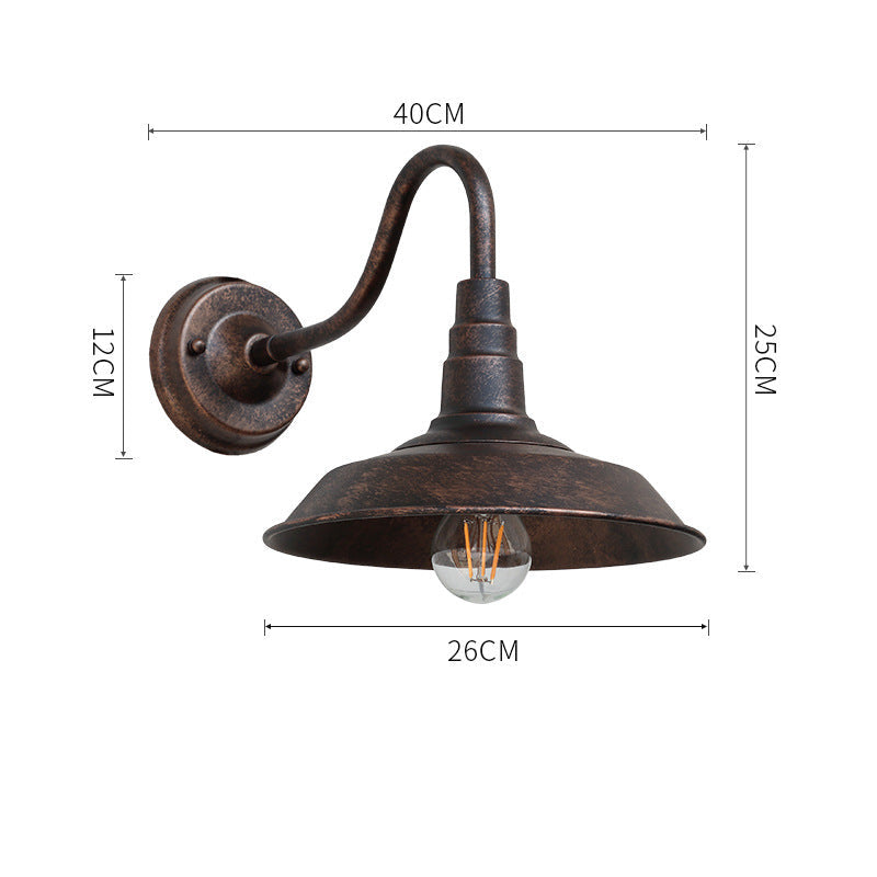 Rusty – Industriell Vägglampa i Retrostil med "Pot Cover"-design