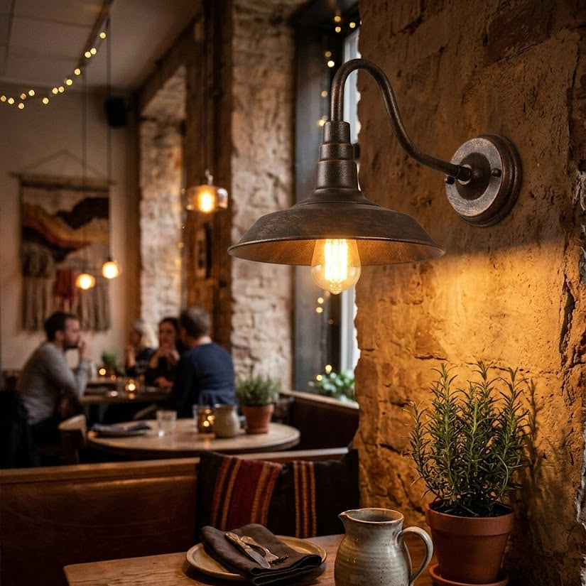 Rusty – Industriell Vägglampa i Retrostil med "Pot Cover"-design