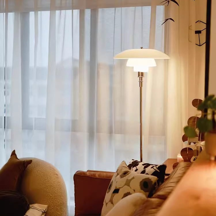 Poul Floor – Bauhaus-inspirerad Designer-golvlampa