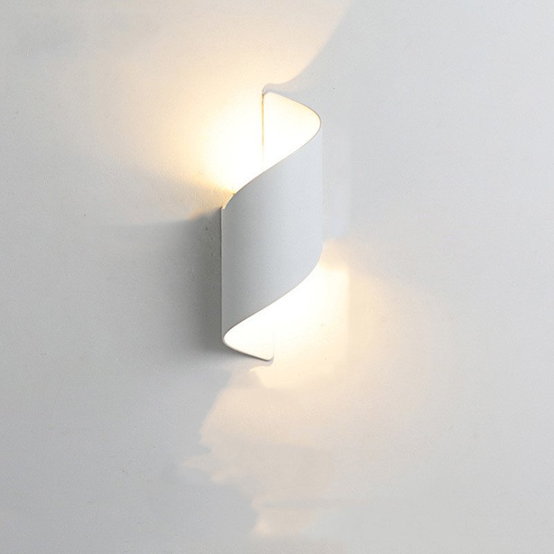 Mist – Modern Vattentät LED-vägglampa för Utomhusbruk