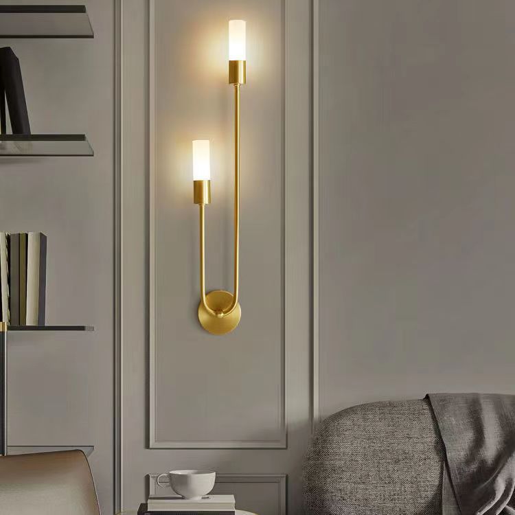 Lyra – Modern Vägglampa i Borstad Kopparfinish (Nordic Design)