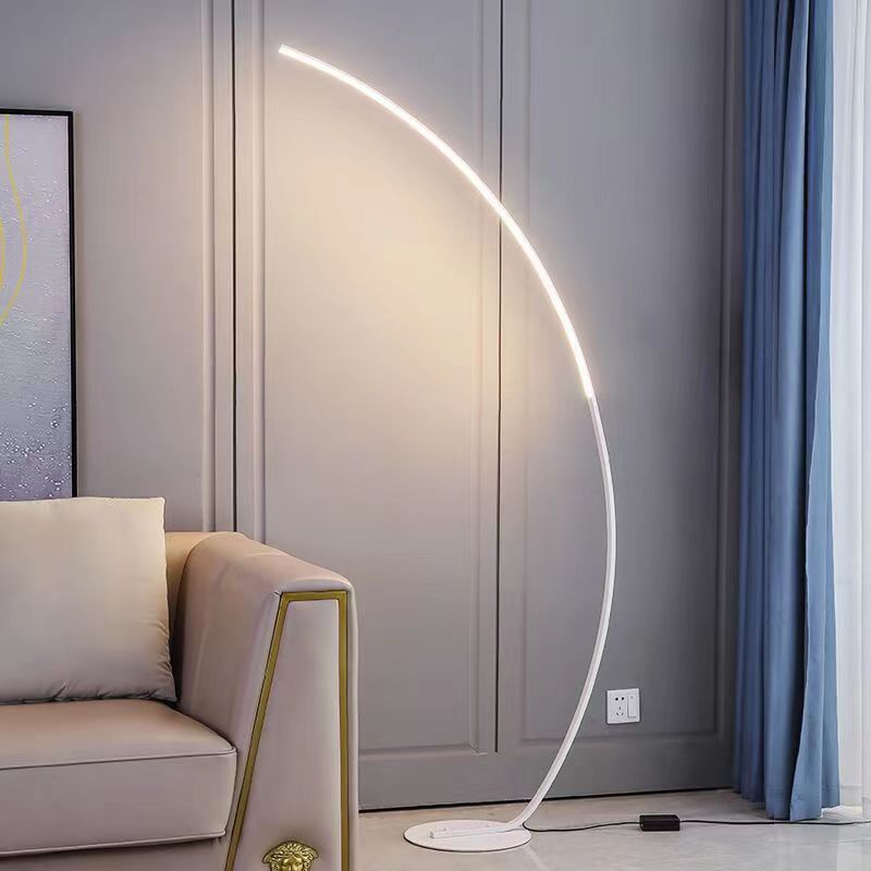 Arc – Bågformad Designer-golvlampa med Steglös Dimring
