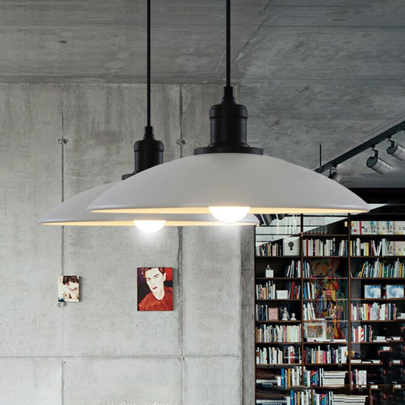 Manchester – Industrial Ceiling Pendant in Matt Metal
