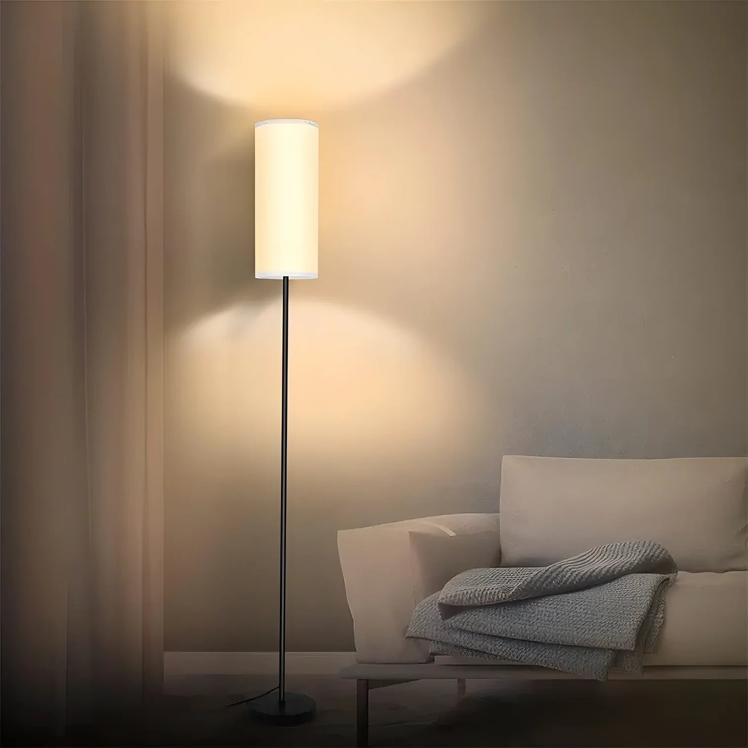 Linné – Nordisk LED-golvlampa med Cylindrisk Linneskärm