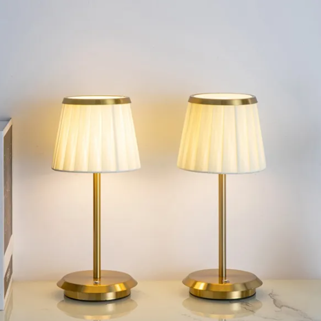 Kalmar – Timeless Table Lamp with Textile Shade & Harmonious Profile