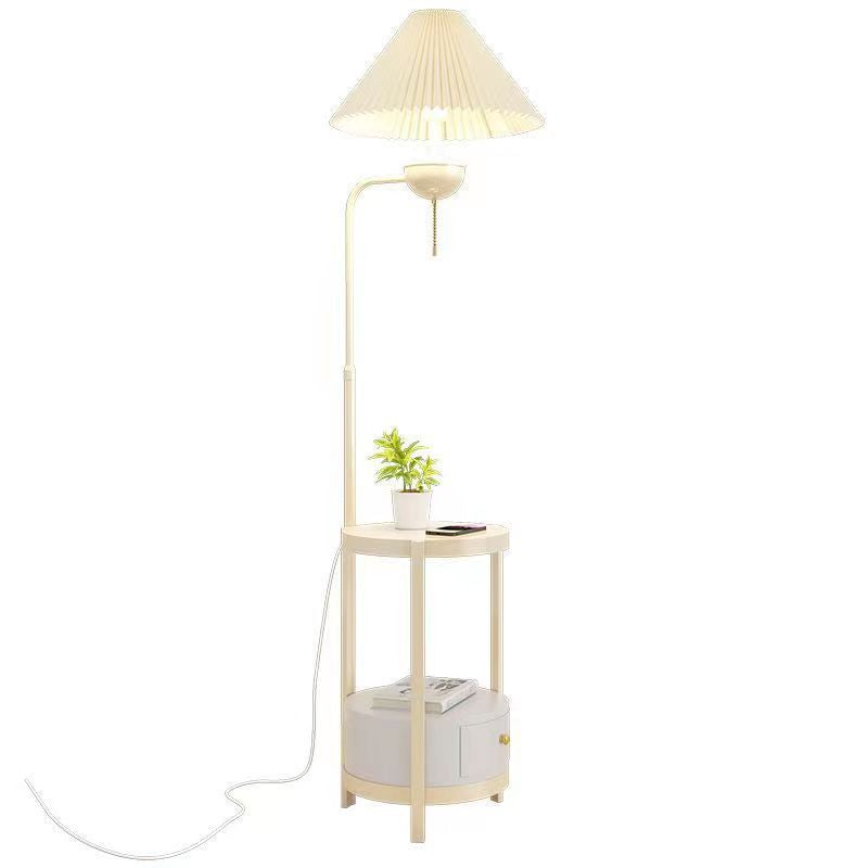 Elegance – golvlampa med trådlös laddning och sidobord